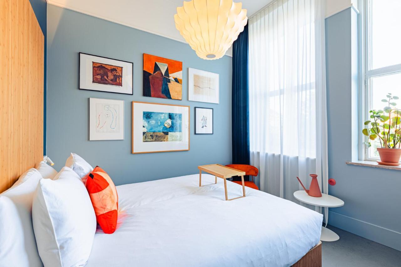 Hotel Vie Via - Just A Room Leeuwarden Buitenkant foto